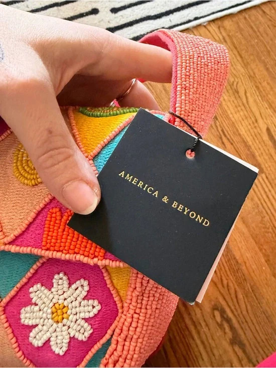 Coral beaded Patchwork Shoulder Bag - Picture 13 of 13